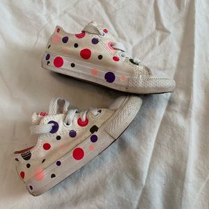 Polka dot converse